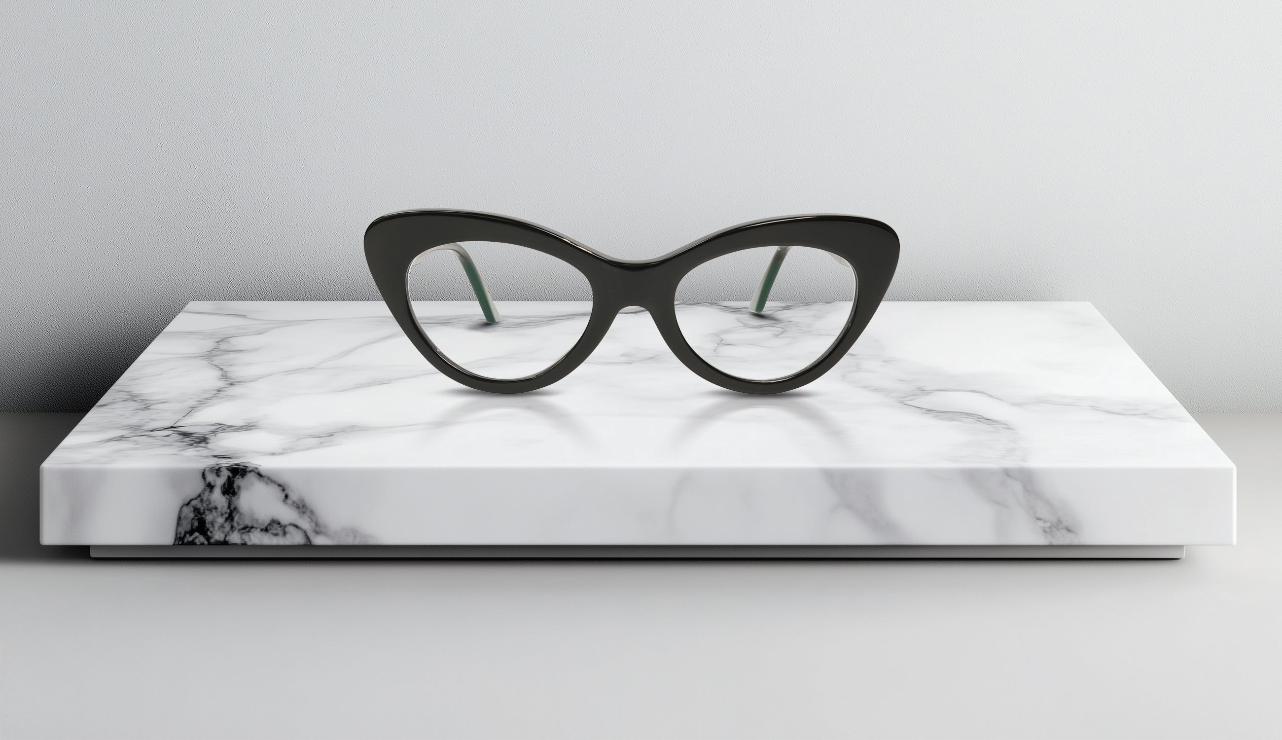 OPR Veronica Sunglasses – Chic Italian Design with Modern Elegance