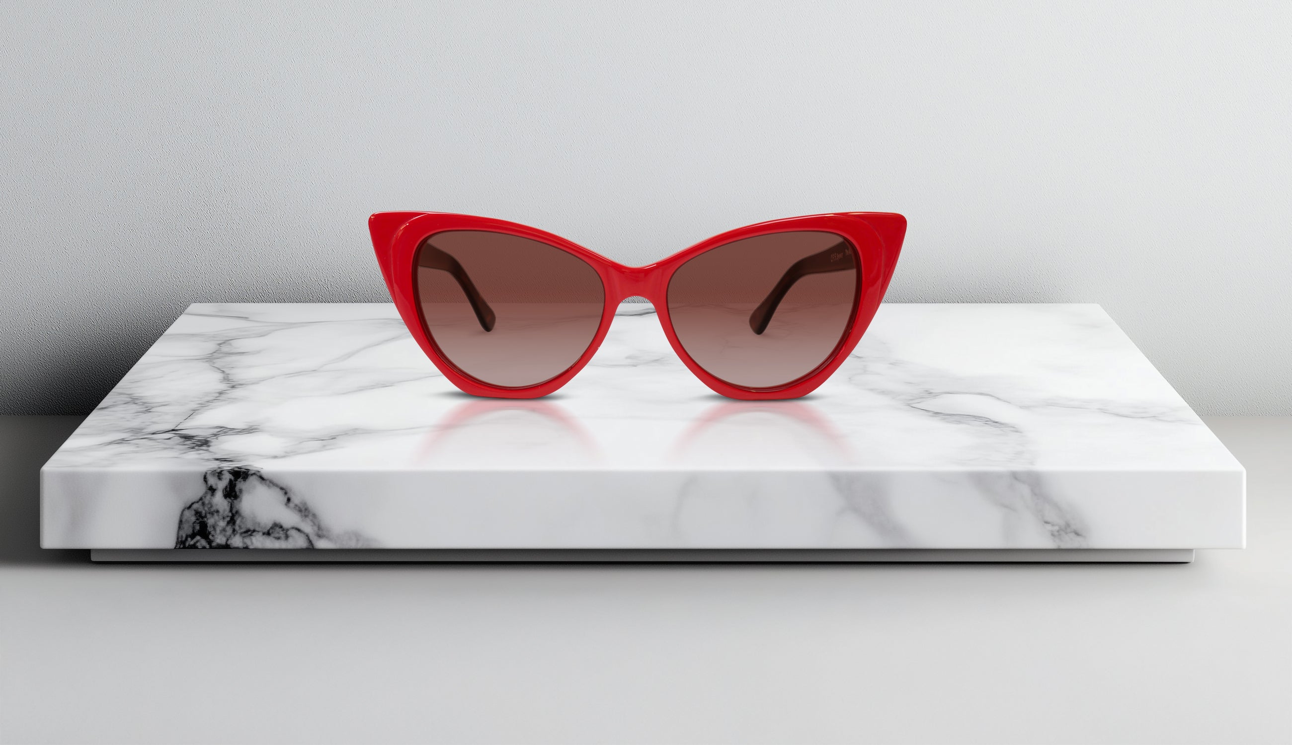 OPR Eyewear Anna Luisa Sunglasses – Elegant Cat-Eye Frames with Polarized Lenses